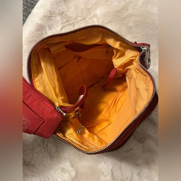 Baggallini Red Crossbody Bag with Adjustable Strap - Picture 3 of 10